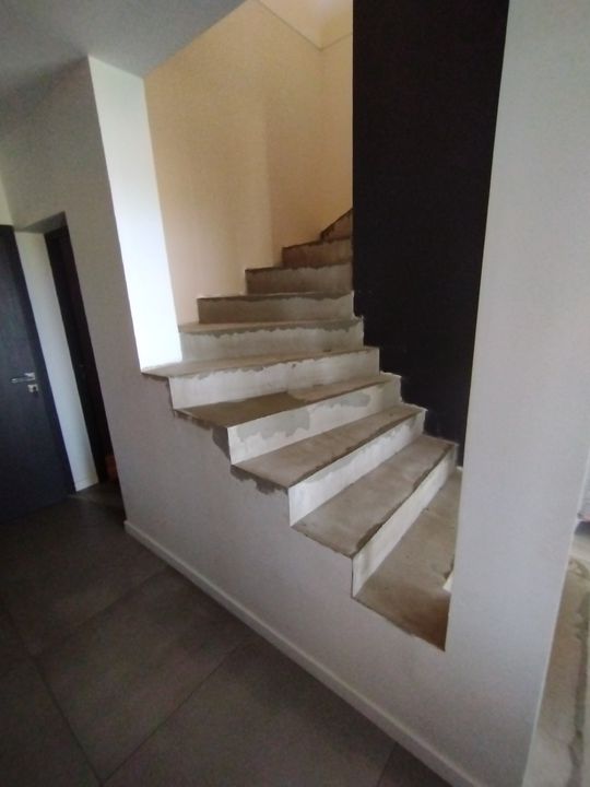 Escalier - avant finition béton ciré
