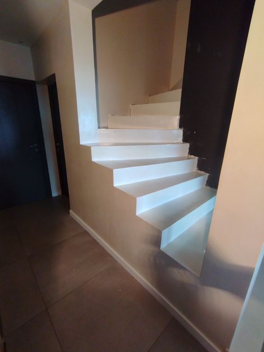 Escalier - après finition béton ciré