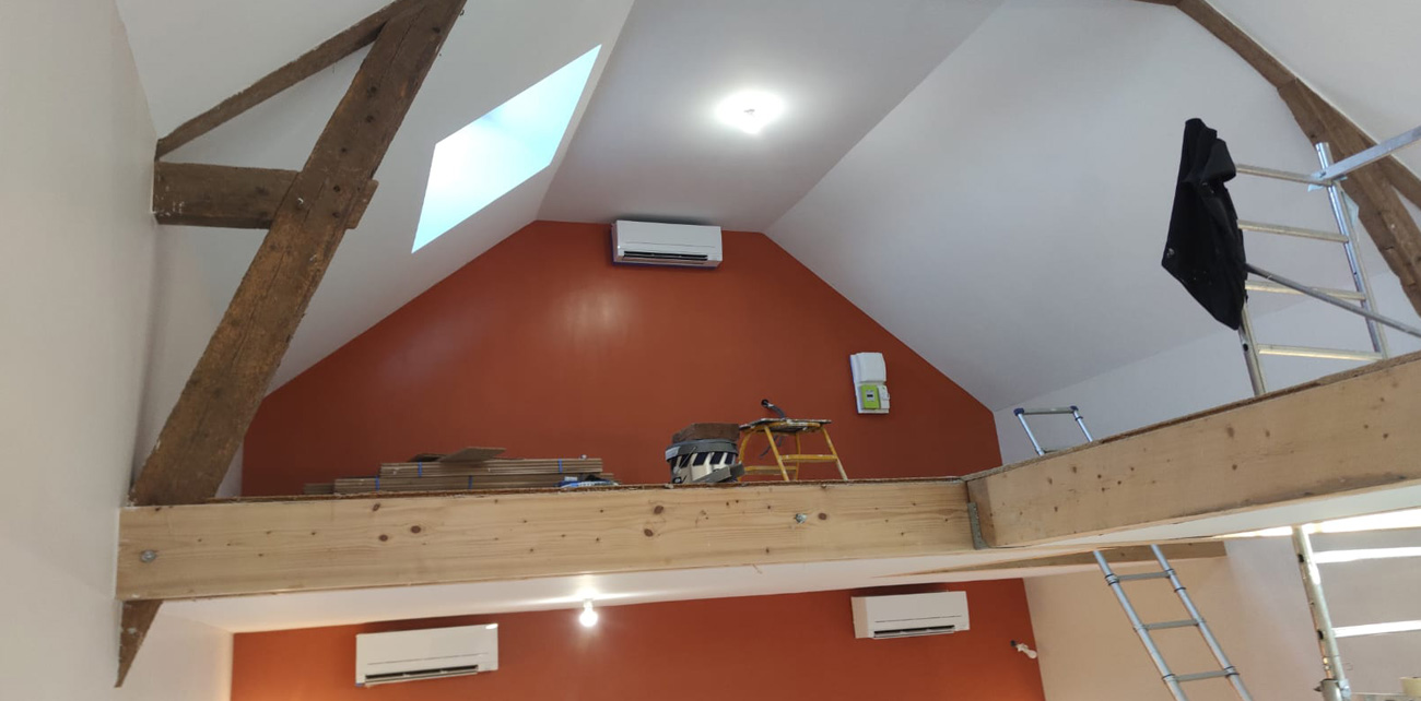 mur et plafond peints